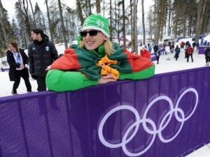 „Po Linos Kačiušytės pergalės Maskvos olimpinėse žaidynėse turėjo praeiti daugiau nei 30 metų, kol įsižiebė Rūtos Meilutytės žvaigždė. Todėl ir nauja talentinga slidininkė turėtų atsirasti“, - įsitikinusi olimpinė čempionė Vida Vencienė. Nuotr. – Sočio olimpiadoje. Vida Vencienė: „Ir gerai pašertas kuinas žirgo nepavys“