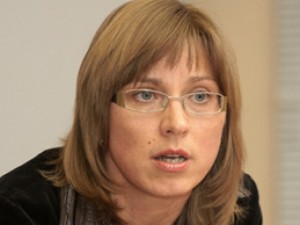 „Kodėl vilkinamas Konstitucijos pataisų dėl šeimos sąvokos svarstymas?“