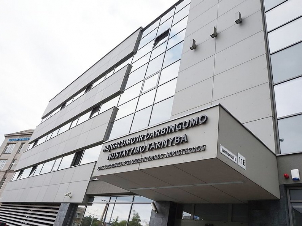 Neįgalumo ir darbingumo nustatymo tarnyba, kurios veiklą pastaruoju metu purtė ne vienas skandalas, vis dar laukia naujojo vadovo.