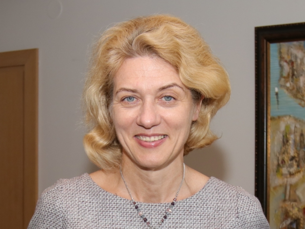 „Įdomumo bei žavesio randu ir administraciniame darbe. Čia analitinis mąstymas ypač praverčia. Administracinis darbas duoda galimybę keisti procesus, juos valdyti. Čia taip pat mokslas“, - sako Nacionalinio vėžio instituto direktoriaus pavaduotoja mokslui ir plėtrai profesorė Sonata Jarmalaitė.