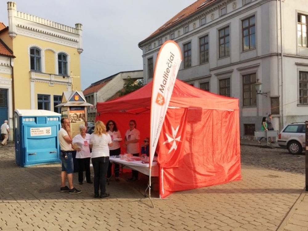Maltiečių ordino savanoriai Jūros šventės dalyviams teiks pirmąją pagalbą, sutvarstys susižeidusį, o jeigu prireiks, iškvies greitąją medicinos pagalbą.