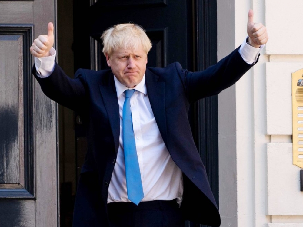 Neseniai Jungtinės Karalystės premjeru tapęs Borisas Johnsonas depresiją pasiūlė gydyti ne specialistų pagalba, o... darbu. Anot premjero, psichinės sveikatos panacėja labai paprasta: depresija sergantys žmonės turi daugiau dėmesio skirti ne savo sveikatos analizei, o darbui.