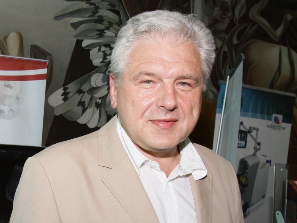 „Manau, būtų puiku, jei kiekvienas pediatras ar šeimos gydytojas, nepriklausomai nuo paciento amžiaus, mokėtų jį ištirti ultragarsu ar konsultuodamas patikslintų diagnozę atlikęs būtent šį tyrimą“, - konferencijoje kalbėjo Lietuvos ultragarso asociacijos vadovas dr. Albertas Ulys. 