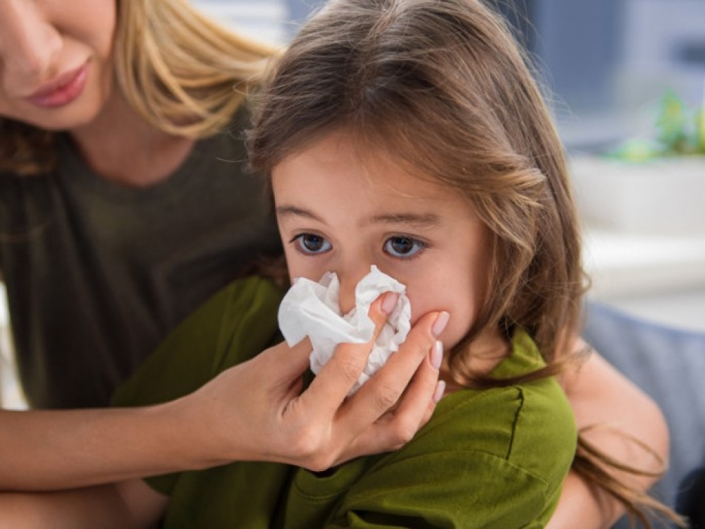 Kvėpavimo takų ligos dažniausiai puola dėl sauso aplinkos oro šildymo sezono metu išsausėjus nosies gleivinei. Dėl to sutrinka organizmo barjerinė apsaugos funkcija - virusai daug lengviau prikimba. 