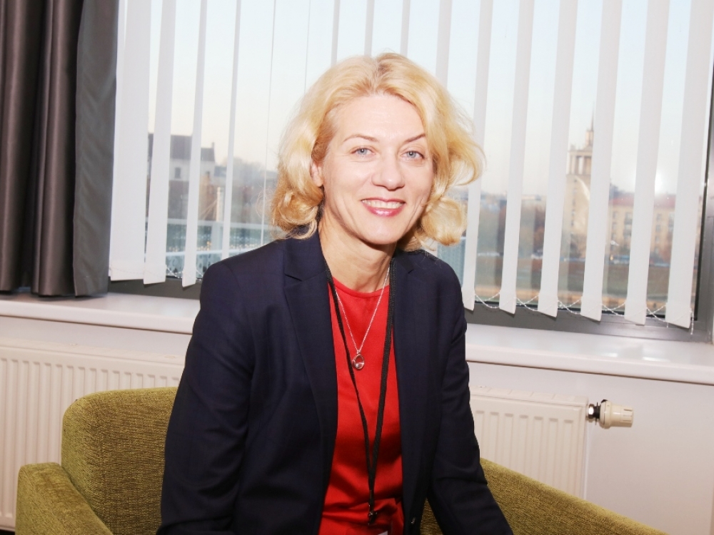 „Istoriškai NVI veikė seniausia projektinių biomėginių saugykla, o šiuo metu – tai pirmasis licencijuotas biobankas, kurio pavyzdžiu kuriami kitų institucijų biobankai“, – pabrėžė projekto pareiškėjo – NVI vadovė prof. Sonata Jarmalaitė.