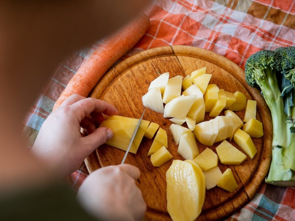 Maisto likučių panaudojimas – sena tiesa, puikiai žinoma ankstesnei kartai, kuri gyvenime yra patyrusi nepriteklių.