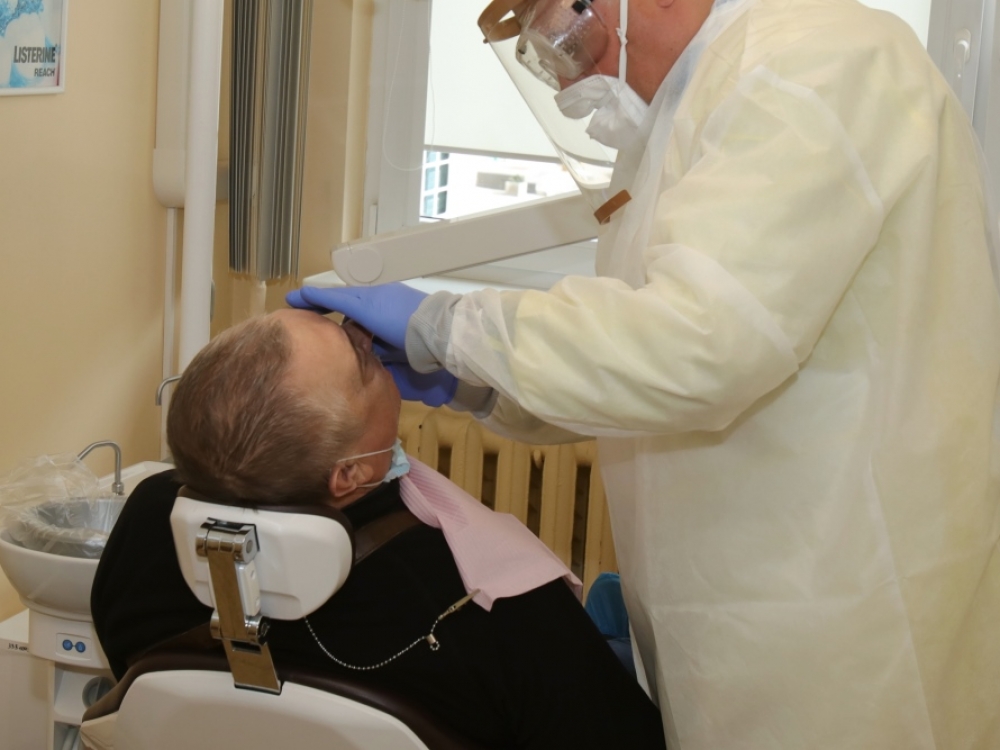 Pernai odontologijos paslaugos brango 10,6 proc.