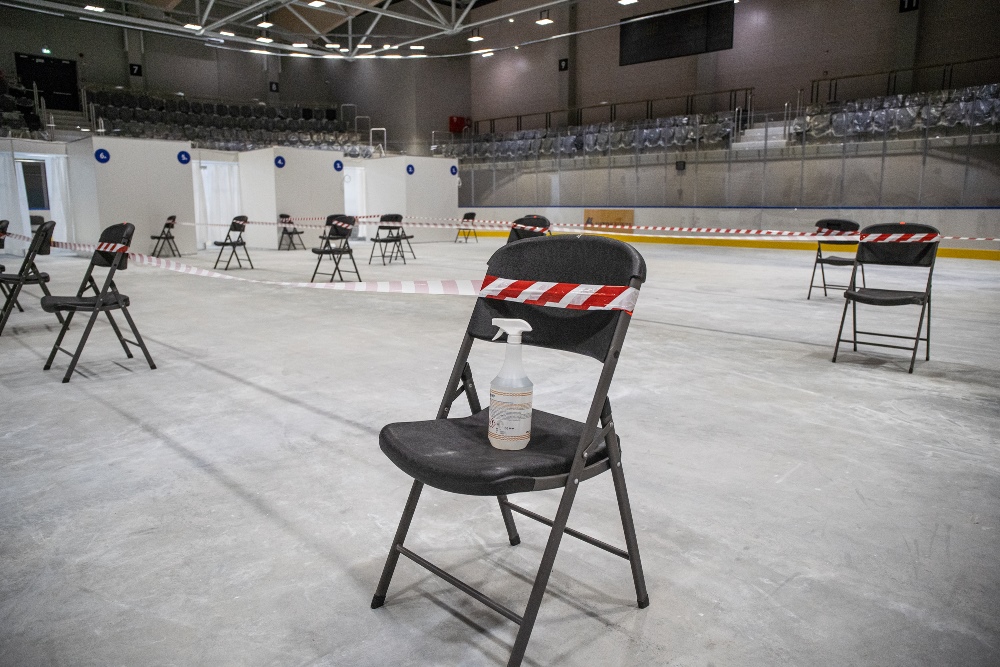 Kauno ledo rūmuose atidarytas vakcinavimo nuo COVID-19 centras