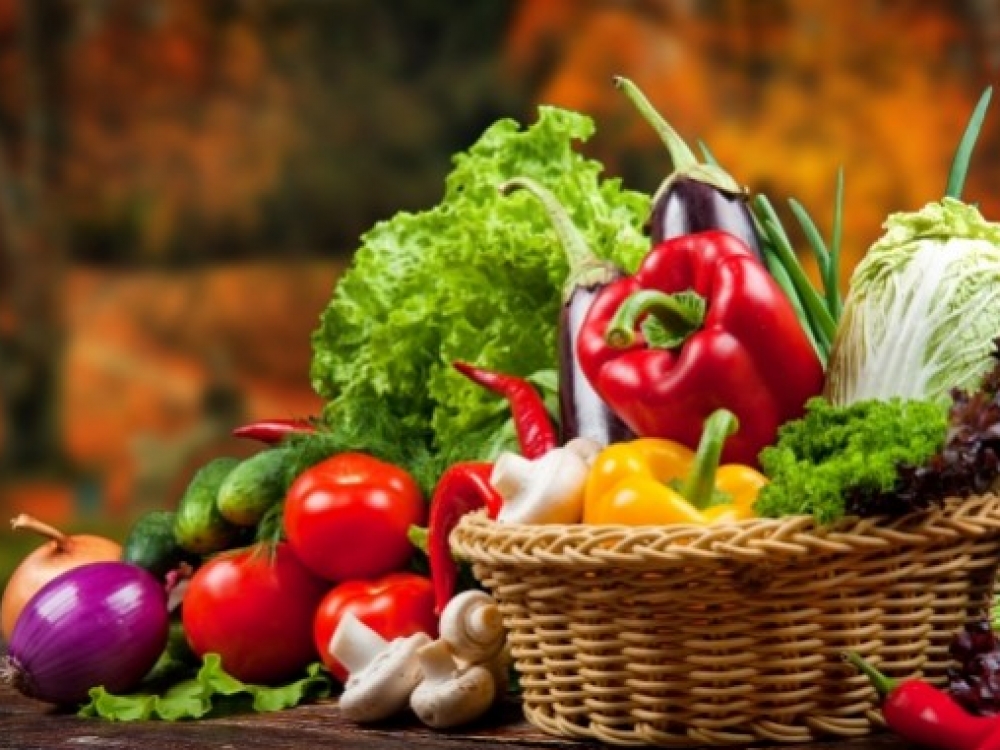 Meniu pagrindas – daržovės, vaisiai ir kruopos. Galima valgyti neriebią mėsą, vištieną, žuvį, pieno produktus. Dieta aprūpina organizmą reikiamu kiekiu kalio, kalcio ir magnio. 