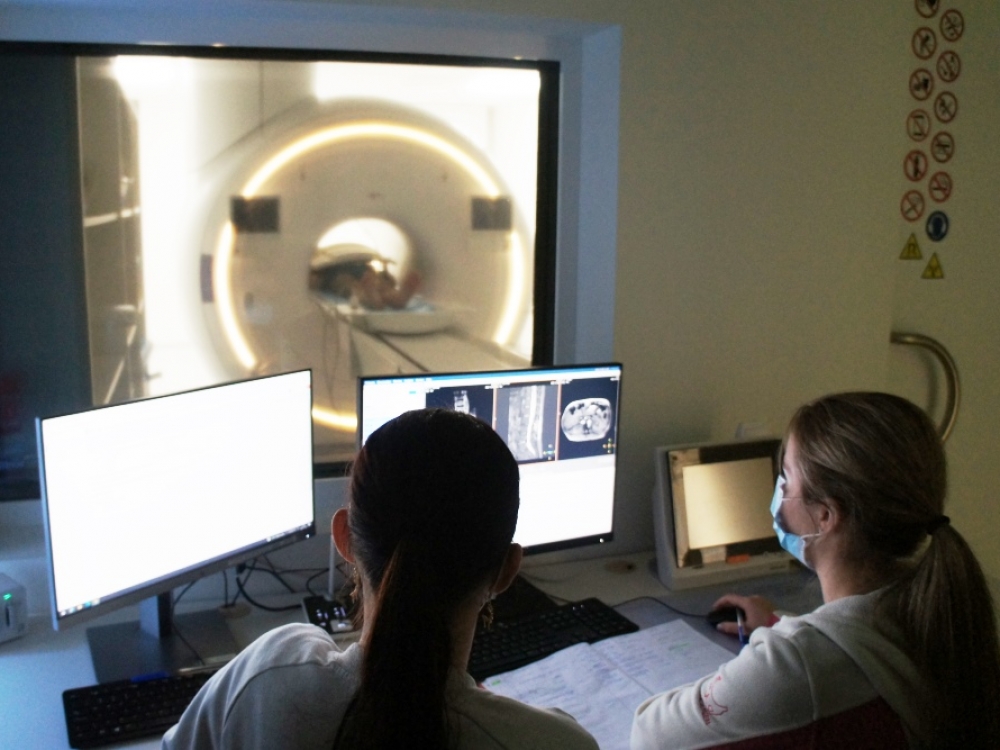 Už MRT tyrimo kokybę atsako radiologijos technologės. Zitos Katkienės nuotr.