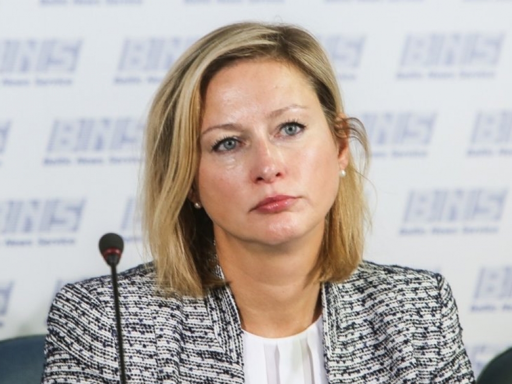 „Tyrimais įrodyta, kad Lietuvoje brangiausiai kainuoja hospitalizacija. Jei jos išvengtume, o tai įmanoma anksčiau skiriant brangesnius vaistus, galėtume nemažai sutaupyti ne tik finansinių resursų, bet galėtume užtikrinti ir geresnę žmogaus gyvenimo kokybę“, - teigia prof. Rasa Verkauskienė.