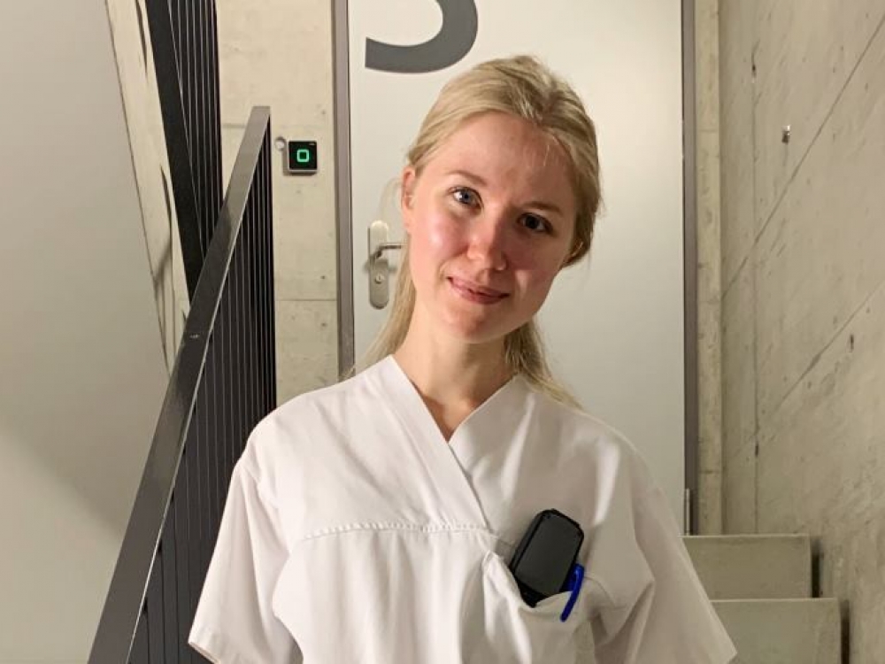 „Valgymo sutrikimai yra pavojingi gyvybei kaip ir daugelis kitų psichikos sutri-kimų. Todėl būtina suteikti pagalbą nori pacientas to ar ne, nes po to gali būti per vėlu“, - sako Respublikinės Vilniaus psichiatrijos ligoninės Psichiatrijos gy-dytoja rezidentė Juta Zinkevičiūtė.