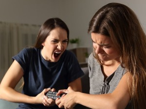 Paauglių agresyvumas: suprasti, bet ne pateisinti