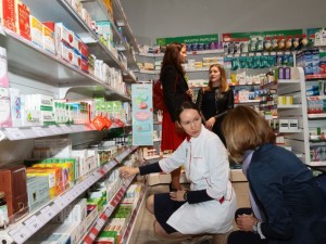 Neracionalaus vaistų vartojimo problemai augant, Sveikatos apsaugos ministerija griebiasi priemonių ir steigia Lietuvoje veiksiantį Vaistų komitetą. Jis informuos gyventojus, kaip teisingai vartoti vaistus, rengs mokymus gydytojams bei vaistininkams, teiks rekomendacijas medicinos įstaigoms. 