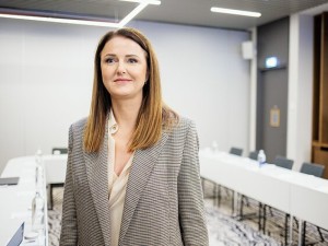 „Mes su vyru norime, kad vaikai suprastų, kas ir kodėl vyksta, todėl apie viską daug kalbamės. Nenoriu, kad išgirdę vieną ar kitą komentarą jie jaustųsi nepatogiai prieš draugus ar mokytojus. Mokome vaikus kritinio mąstymo, kad išgirdę tam tikrus komentarus ar ko nors nesupratę, nesusidarytų klaidingo įspūdžio“, - sako teisininkė Živilė Žemaitaitienė.