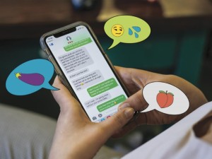 Flirtas ar seksualinis priekabiavimas?