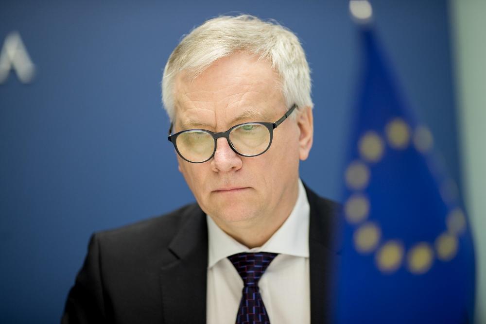 Finansų ministerija neskirs papildomų lėšų ligonių pavėžėjimui