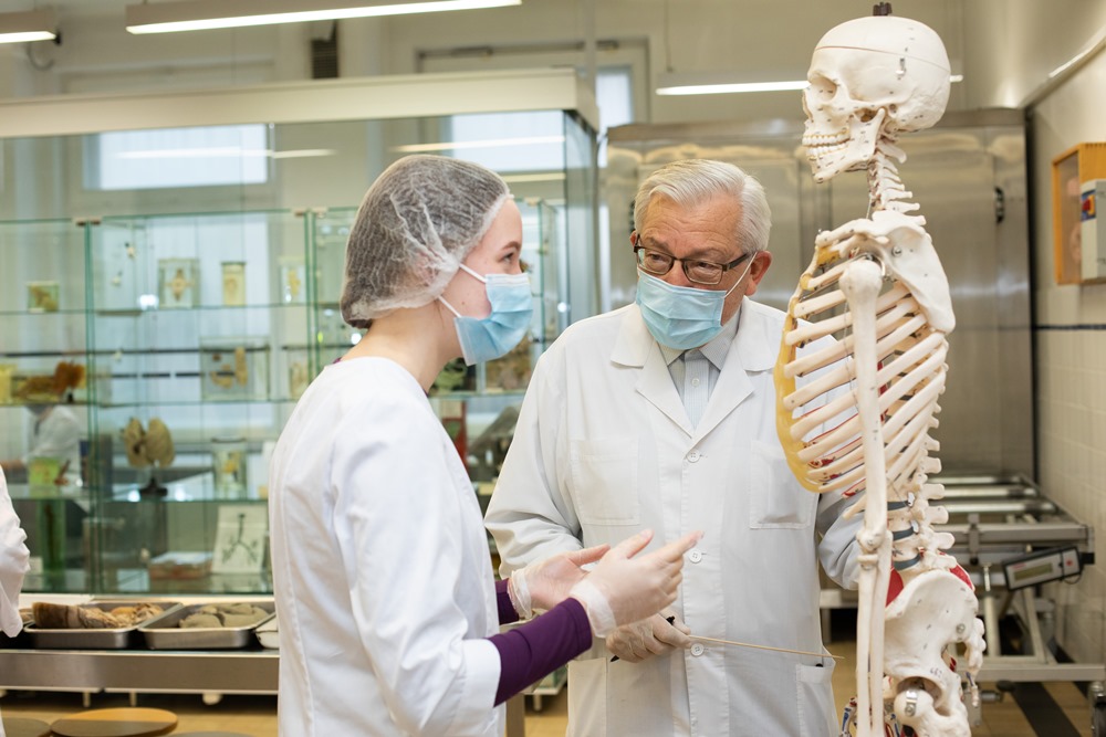 LAMA BPO duomenimis, medicinos studijos – populiariausias abiturientų pirmasis pasirinkimas tarp universitetinių programų.