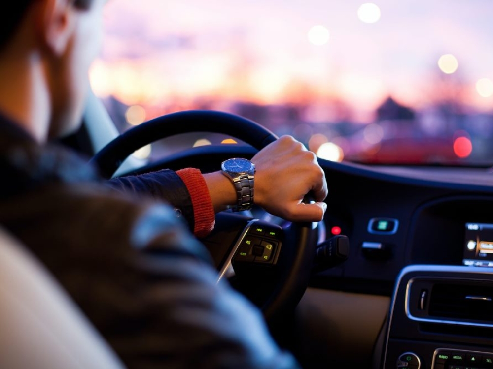 Su automobilių tarša kovos ekovairavimo pamokomis