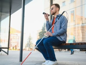 Technologijos, grąžinančios balsą: kaip pažanga keičia negalios patirtį