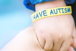 Pagalba autistiškiems vaikams: suplanuota sistemoje, bet ar pasiekia realybėje?