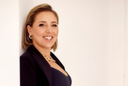 E.Bodrovaitė: gyvenimą norisi gerti kibirais
