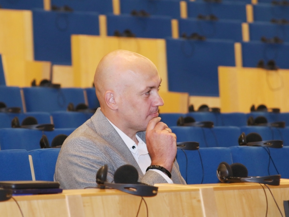 GMP tarnybos vadovas: kol kas yra tik metinis „galvos“ įkainis
