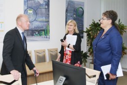 Palinkėjo užsiauginti stiprų stuburą