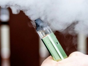Viceministras: e. cigarečių reguliavimas per menkas, baudos – simbolinės