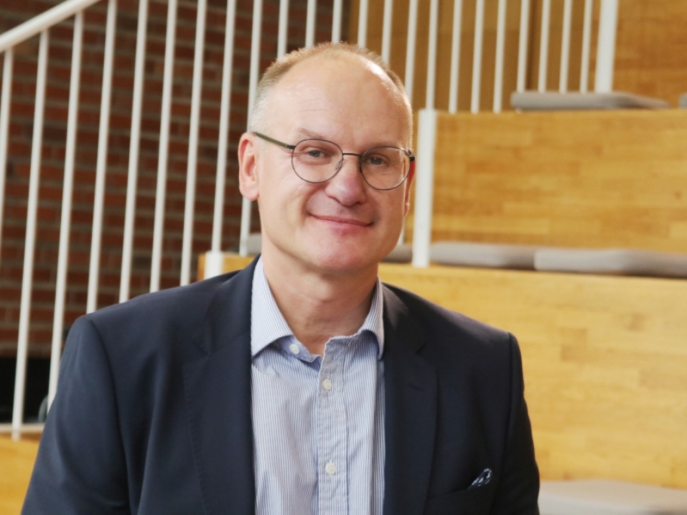 K.Broniukaitis: mažinant eiles privatus sektorius – pagalbininkas, ne priešas