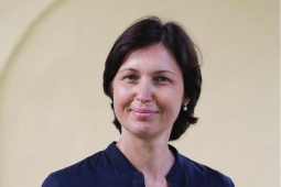 Skambutis į pagalbos liniją – pagrindinis ryšys su pasauliu