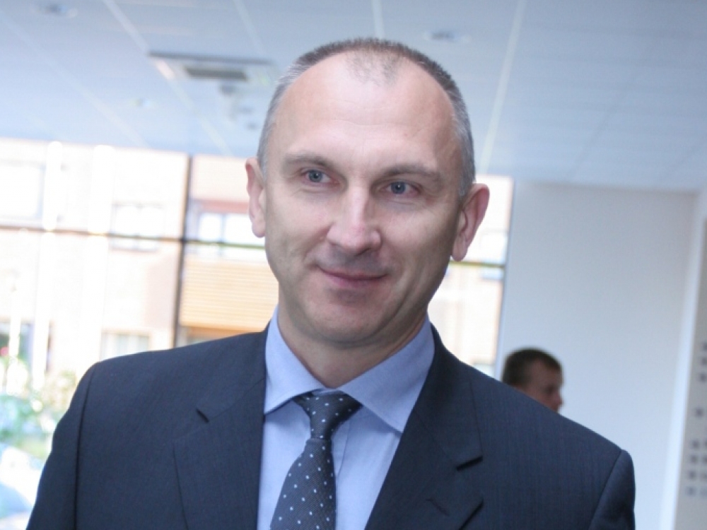 Vienas ketvirtadienio popietę atliktai operacijai vadovavusių gydytojų, VUL Santariškių klinikų Širdies chirurgijos centro vadovas dr. Virgilijus Tarutis patvirtino, kad širdis lietuvės krūtinėje pradėjo plakti vakar prieš vidurnaktį. Jis yra sakęs, kad beveik pusmetį, kai teko palaikyti mergaitės gyvybę pagalbine kraujotaka, buvo sunku numatyti, ar atsiras donoras. 
