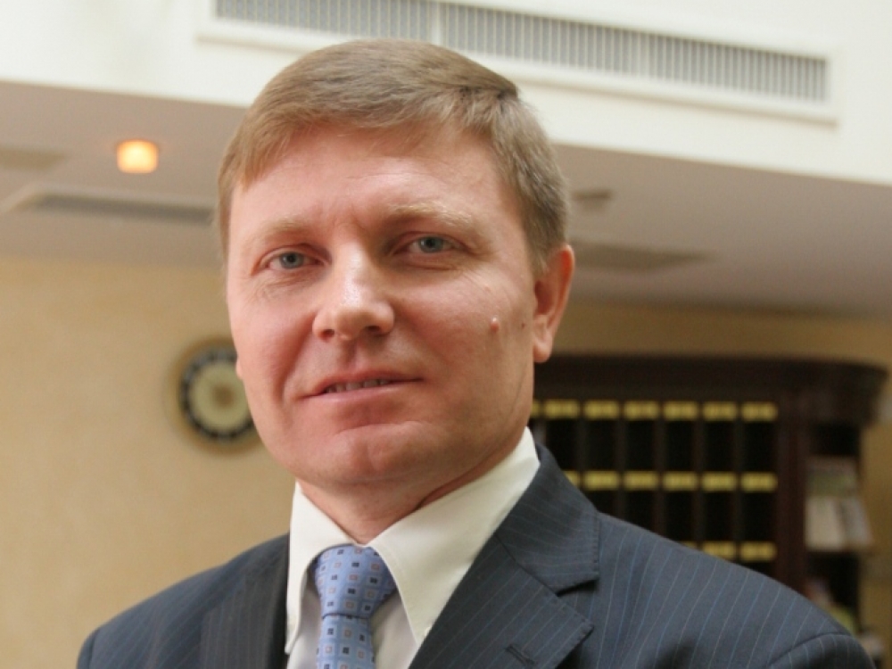 „Kodekse numatytos visos nuobaudų kategorijos, išskyrus finansines sankcijas. Šiuo metu numatyti įspėjimai, paskelbimai viešai, kreipimasis į motinines kompanijas. Turiu pastebėti, kad šis būdas itin efektyvus, nes niekas šiandien nenori būti neetiškas“, - sako Vaistų rinkodaros etikos komisijos pirmininkas Konradas Vitkevičius.