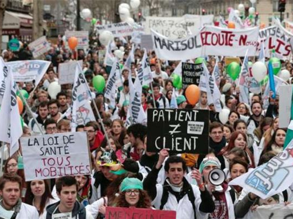 Nuo pernai gruodžio protestai ir reformos tapo Prancūzijos sveikatos apsaugos sektoriaus kasdienybe.