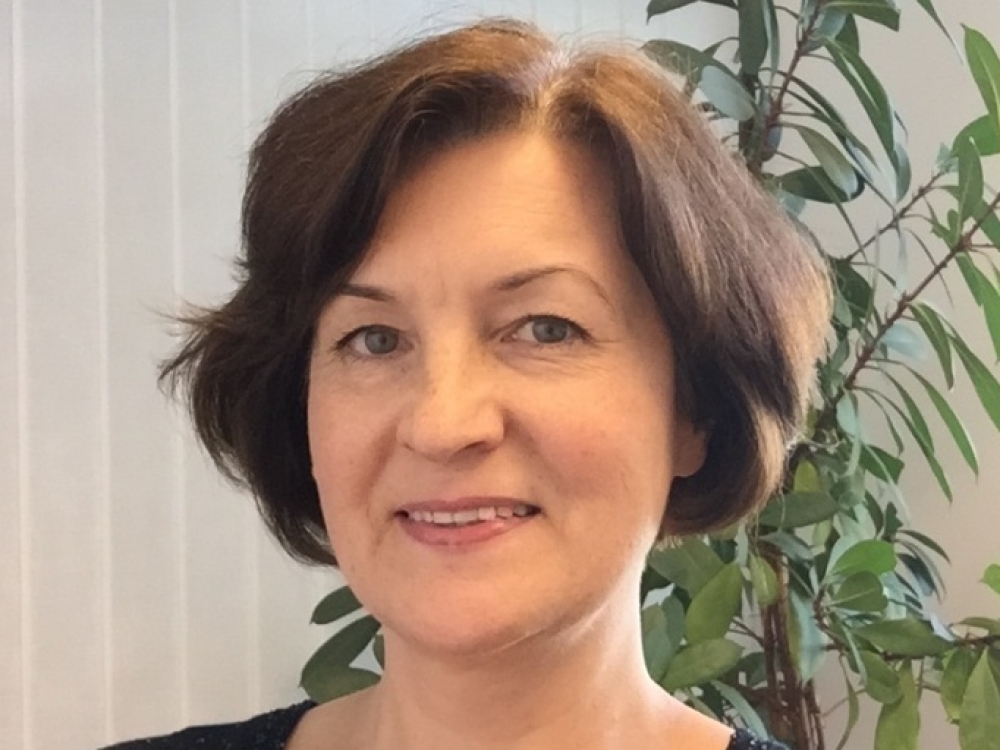 „Didelė investicijų naujiems vaistams kurti dalis skiriama klinikiniams tyrimams, nes šiandien saugumo reikalavimai yra kur kas griežtesni nei anksčiau“, - sako Inovatyvios farmacijos pramonės asociacijos valdybos pirmininkė, „Sanofi“ Baltijos šalių verslo strategijos ir vystymo direktorė Jūra Smilgaitė.