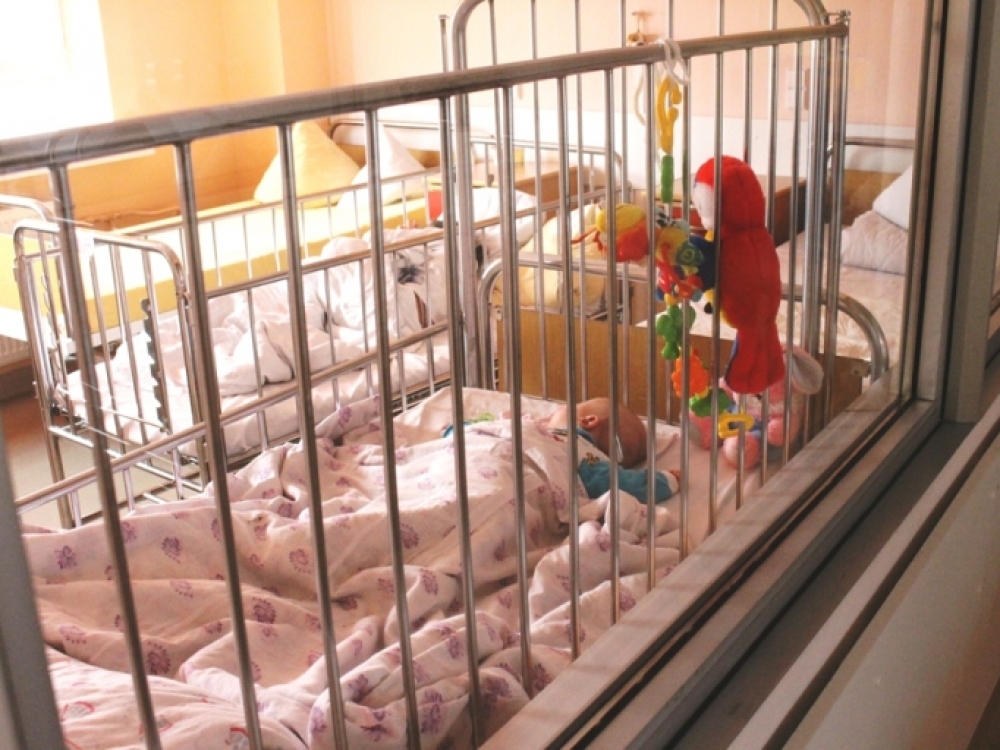 Kasmet VšĮ Kauno klinikinės ligoninės vaikų ligų skyriuose dėl rotavirusinės infekcijos gydoma apie 500 mažųjų pacientų, didžiausia jų dalis Vaikų ligų I skyriuje. 