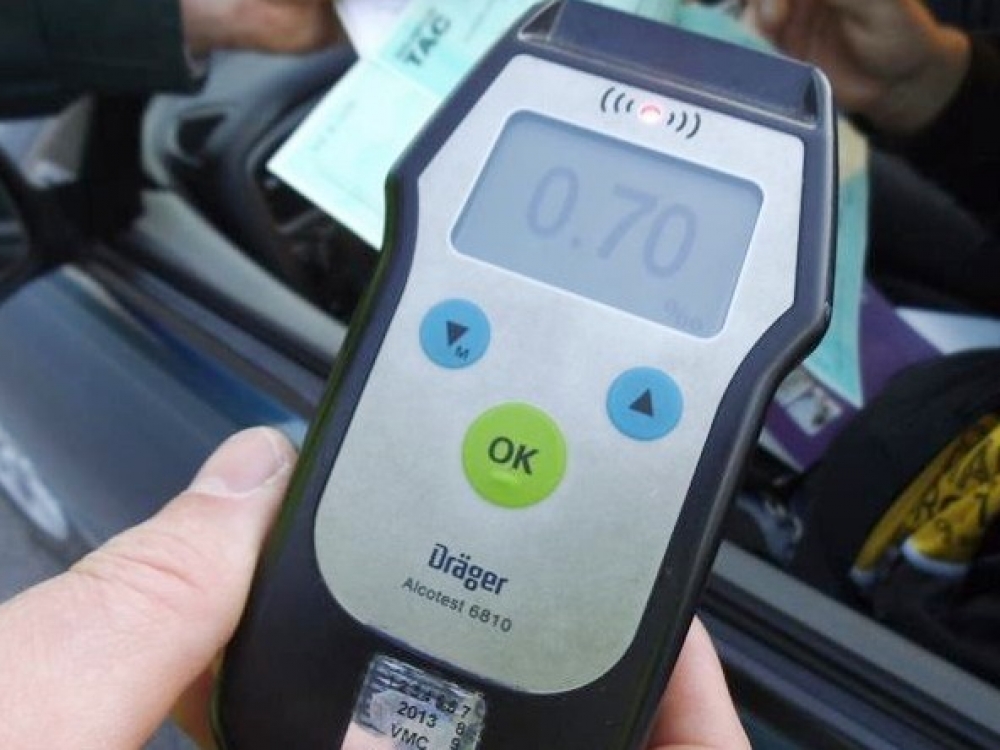 Į gydymo įstaigą dėl kraujo tyrimų neblaivumui nustatyti vairuotojas privalo nuvykti per valandą.