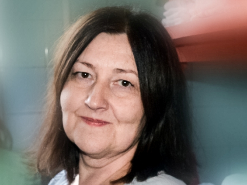„Apie 90 procentų ŽPV infekcijos atvejų per metus dvejus praeina savaime, net ir be jokio gydymo. Tačiau, jei šalia virusinės infekcijos veikia kiti rizikos veiksniai, pavyzdžiui, moters hormonų būklė, rūkymas bei daugelis kitų, maždaug dešimčiai procentų užsikrėtusių moterų ŽPV infekcija pasilieka organizme ir priklausomai nuo viruso tipo sukelia įvairias problemas“, - sako Kauno klinikinės ligoninės gydytoja akušerė – ginekologė dr. Goda Jievaltienė.