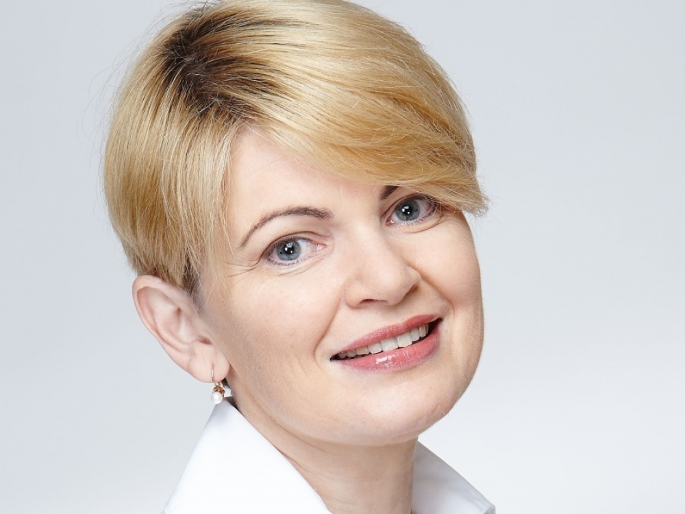 „Kiekvienas turi spręsti, kas jam svarbiau: ar žalingi malonumai ir tinginystė, ar sveikesnis gyvenimo būdas. Mes gi esame paskutinėje vietoje Europoje pagal darbingo amžiaus žmonių mirštamumą dėl šios problemos“, - sako profesorė Jelena Čelutkienė.