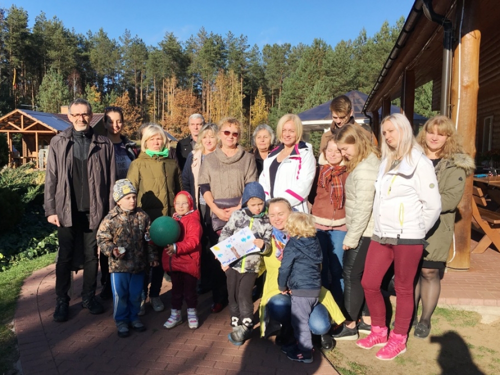PAGAVOS organizuojamuose renginiuose dalyvaujantieji tikina, kad tokiuose mokymuose naudinga apsilankyti kiekvienai šeimai, net ir neauginančiai vaikų su klausos sutrikimais.