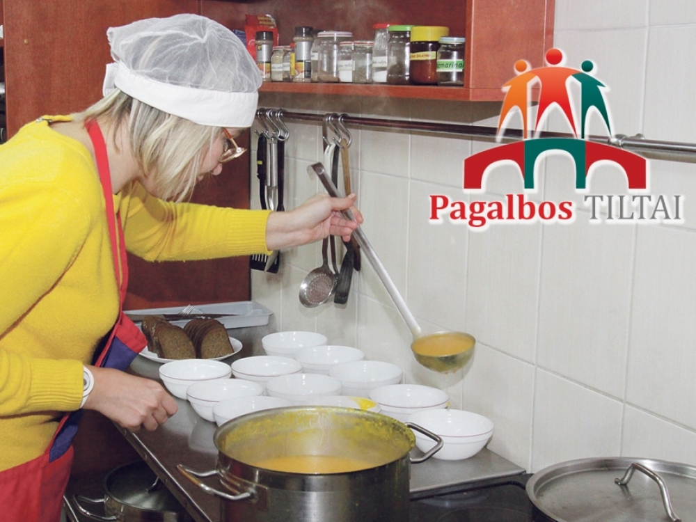 Pagrindinis profesinės reabilitacijos tikslas - padėti asmenims su psichikos negalia įsidarbinti atviroje darbo rinkoje, atstatant ar išugdant jų naujus profesinius gebėjimus, paruošiant aktyviai darbo paieškai, motyvuojant.