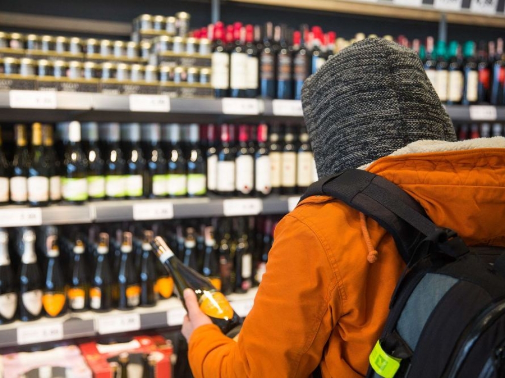 Skelbiama, kad 26 tūkstančiai pacientų poliklinikose jau užpildė anketas apie alkoholio vartojimą. 
